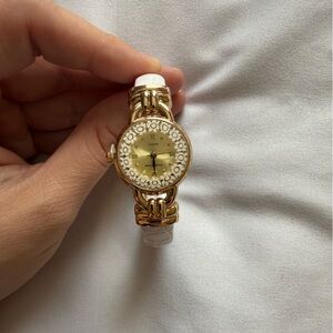 Elegant Gold and White Women's Watch